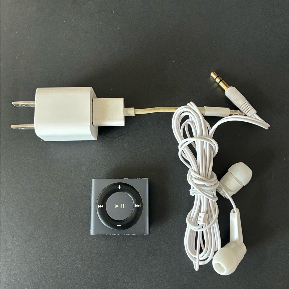 Vintage Apple IPod Shuffle